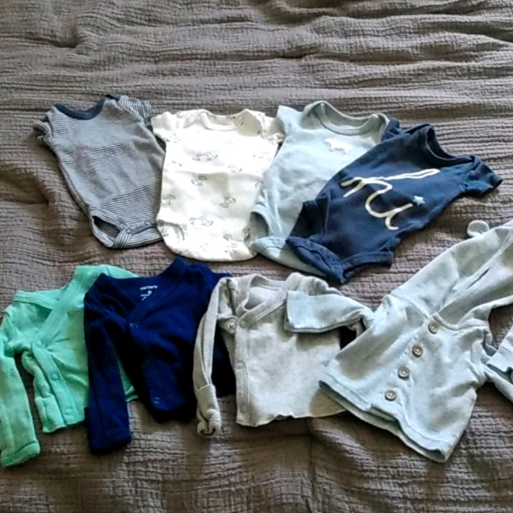 Premie clothing lot onesies